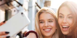 390+ Best Captions For Selfies And Photos